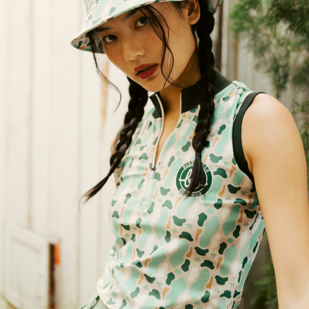 Sleeveless Bunker Zip Top - เสื้อแขนกุด คอสูงมีซิบ ลายบังเกอร์ (Green)