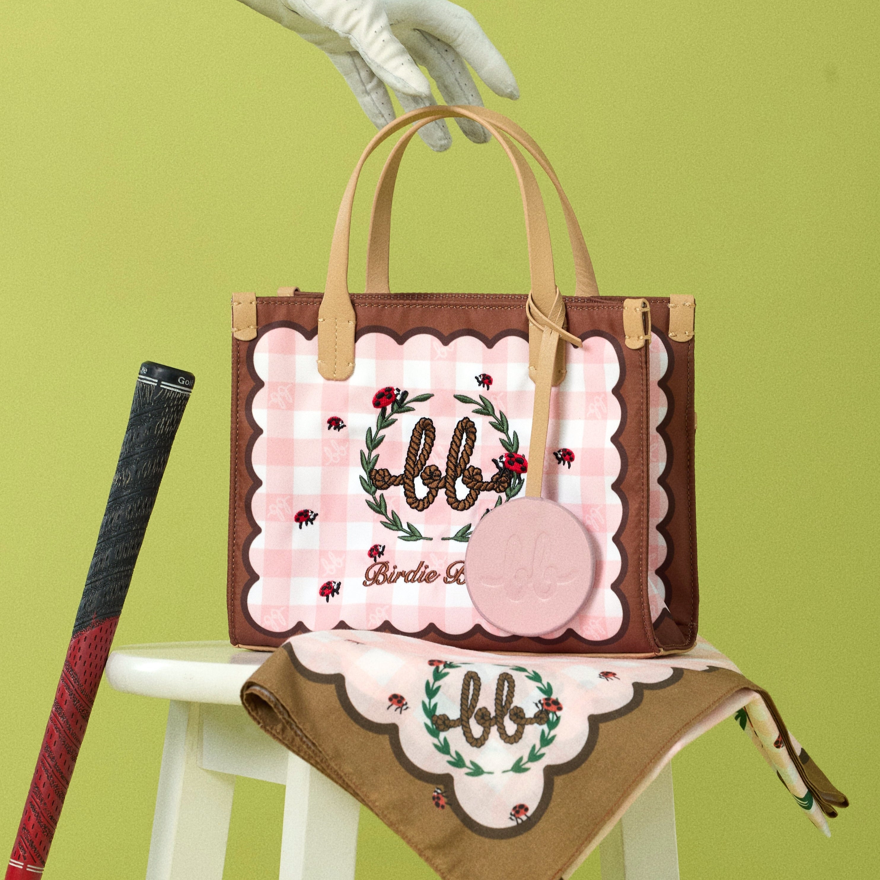 PICNIC Mini Nylon Tote with Mirror กระเป๋าถือมินิ ไนลอนพิมพ์ลาย หนังแท้ สี Peachy Pink