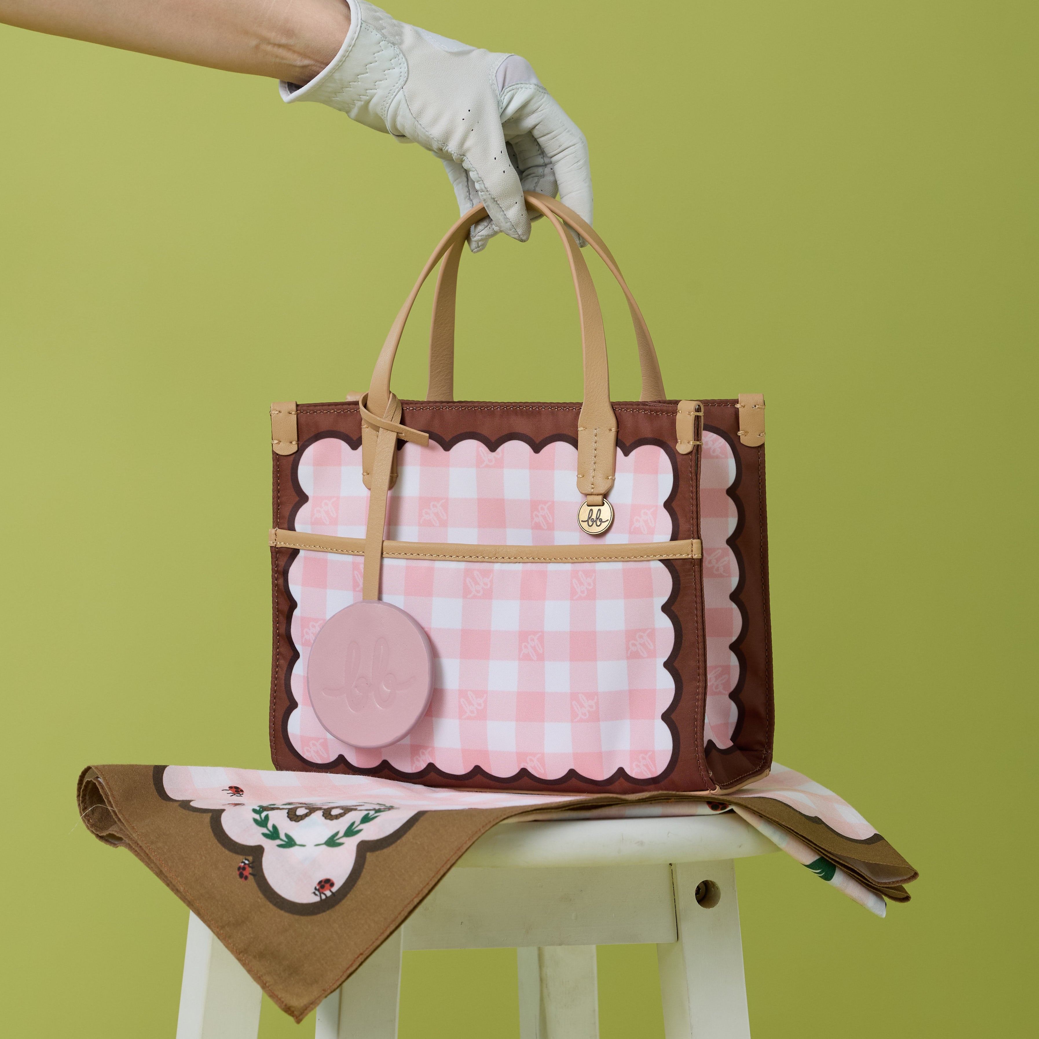 PICNIC Mini Nylon Tote with Mirror กระเป๋าถือมินิ ไนลอนพิมพ์ลาย หนังแท้ สี Peachy Pink