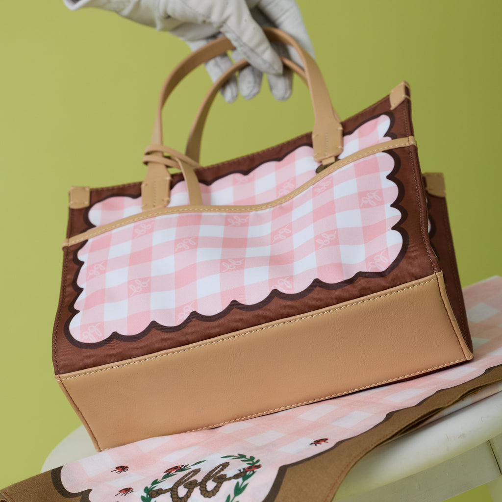 PICNIC Mini Nylon Tote with Mirror กระเป๋าถือมินิ ไนลอนพิมพ์ลาย หนังแท้ สี Peachy Pink