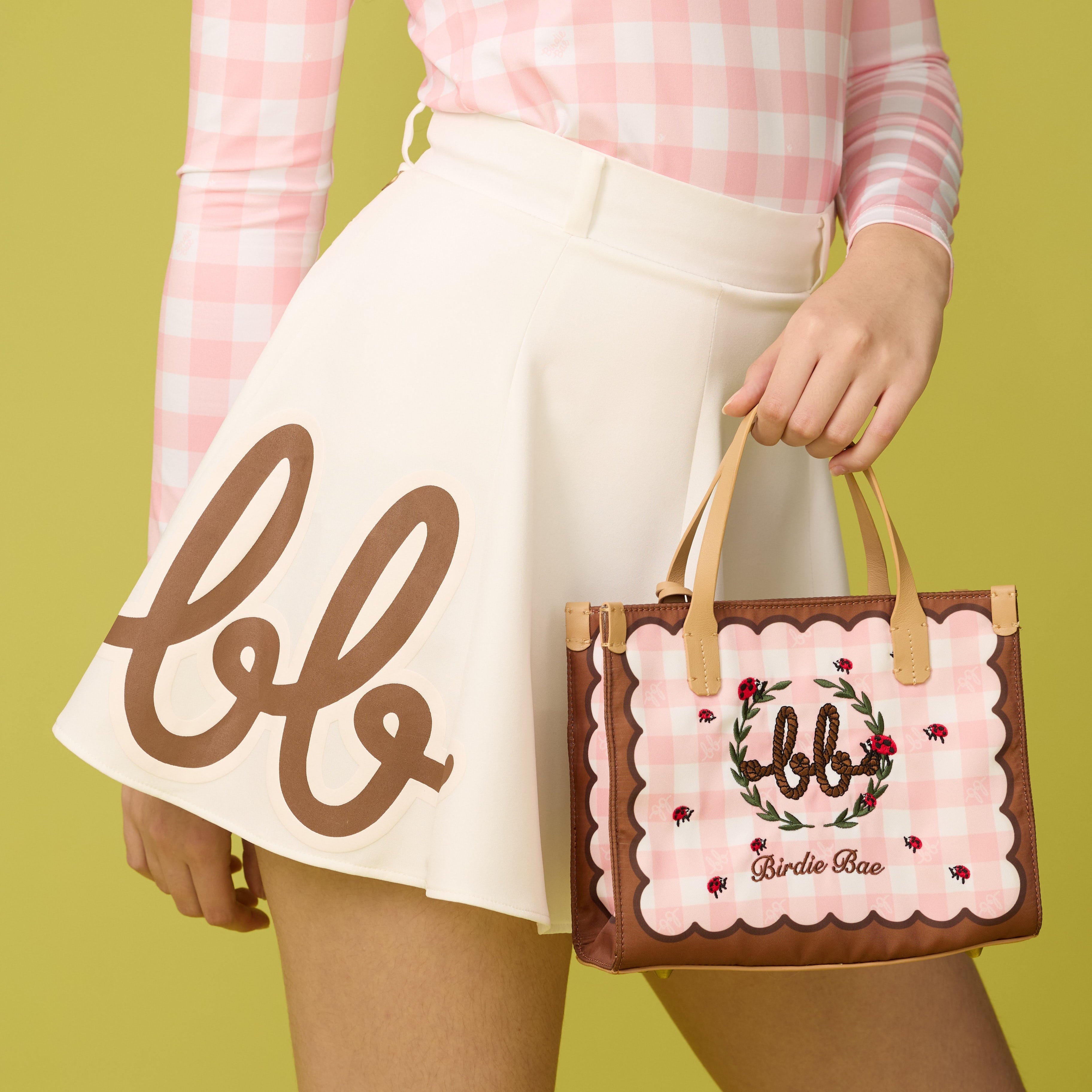 PICNIC Mini Nylon Tote with Mirror กระเป๋าถือมินิ ไนลอนพิมพ์ลาย หนังแท้ สี Peachy Pink