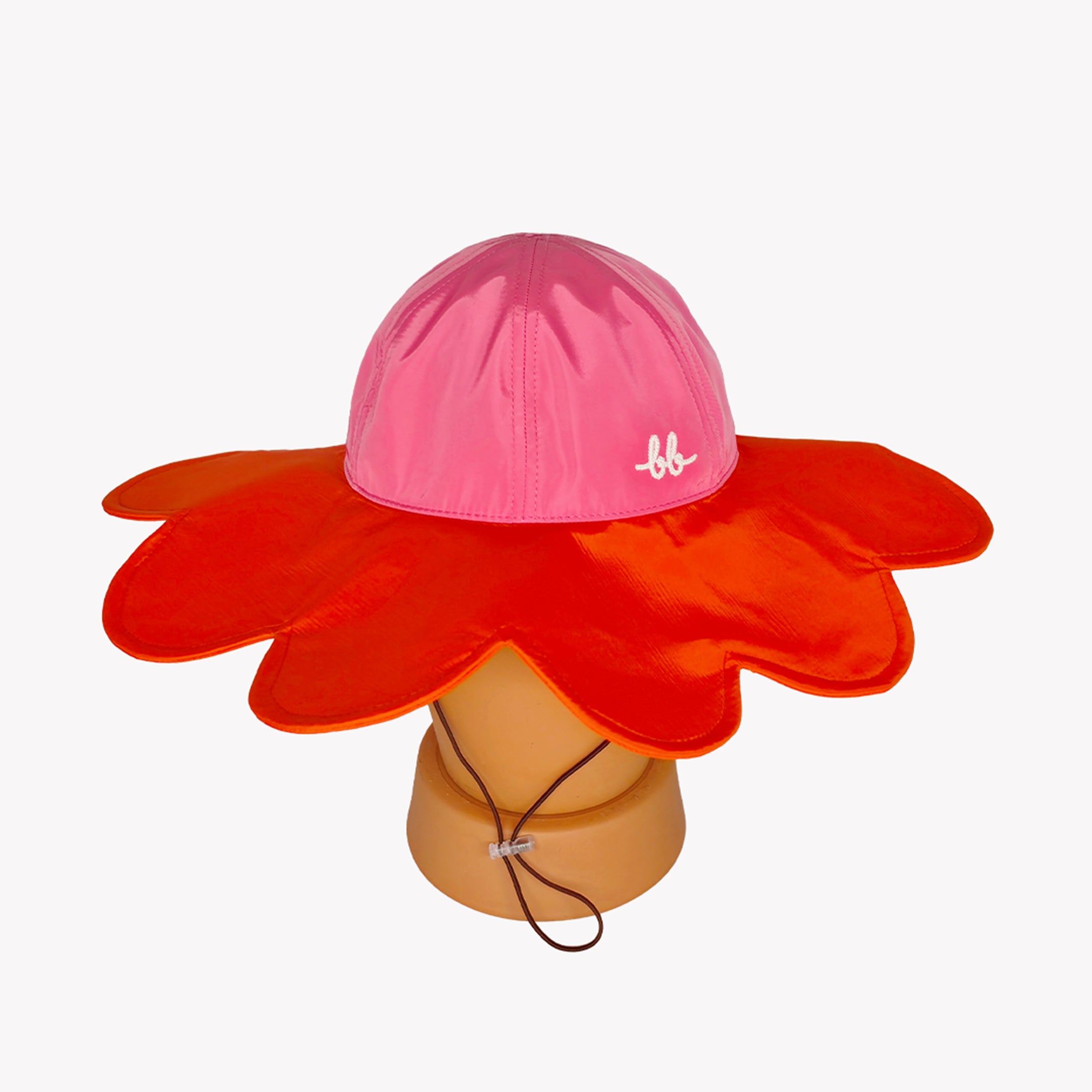 DAISY Scallop Hat - Rosie Red