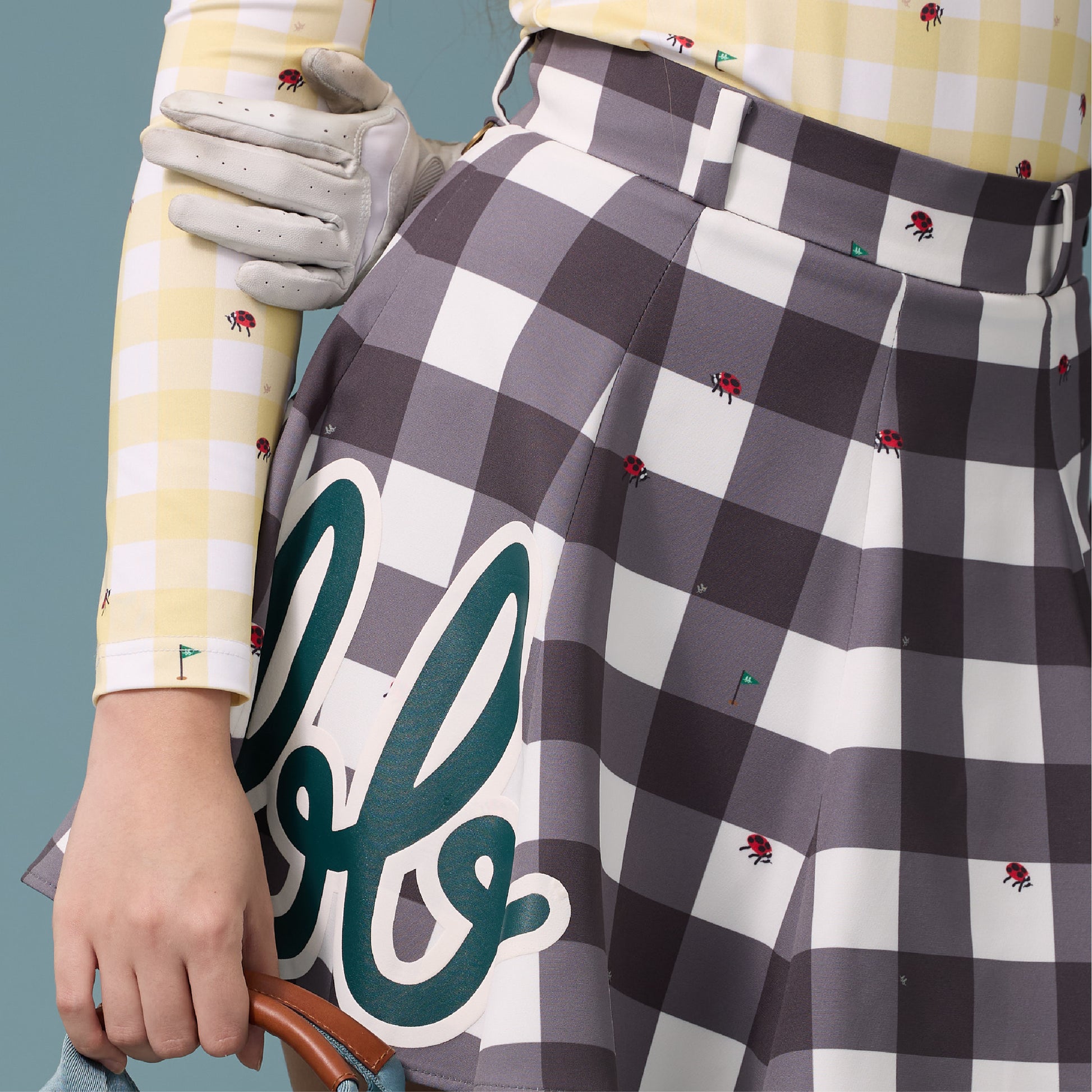[Pre-order] Women High Waist Flare Mini Skirt - Black Gingham