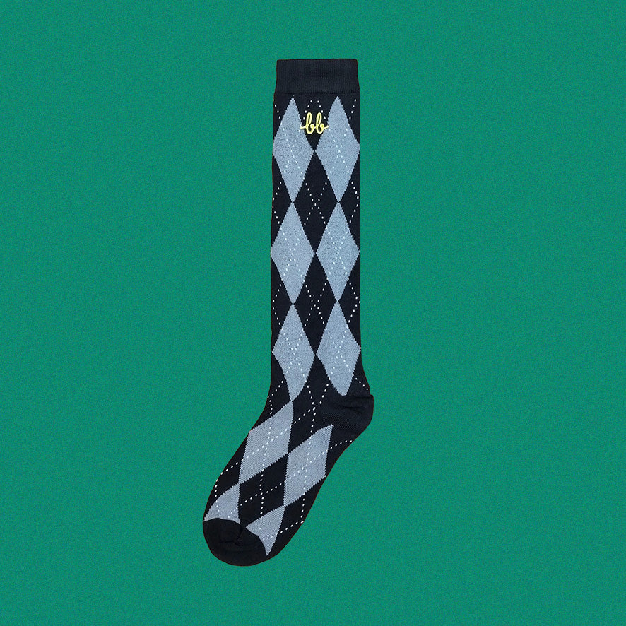 Women Calf Socks in Argyle Black / ถุงเท้ายาว ระดับใต้เข่า ลายวินเทจ สีดำ (1คู่)